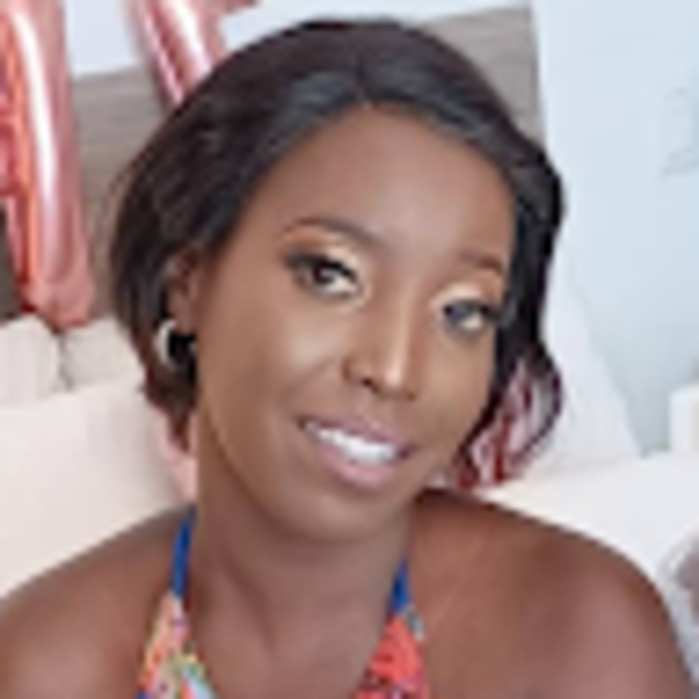 Meet your Posher, Martine